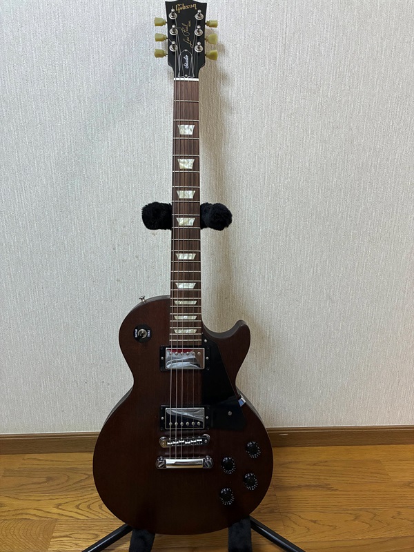 Gibson Les Paul Studio Faded (Worn Brown)の画像